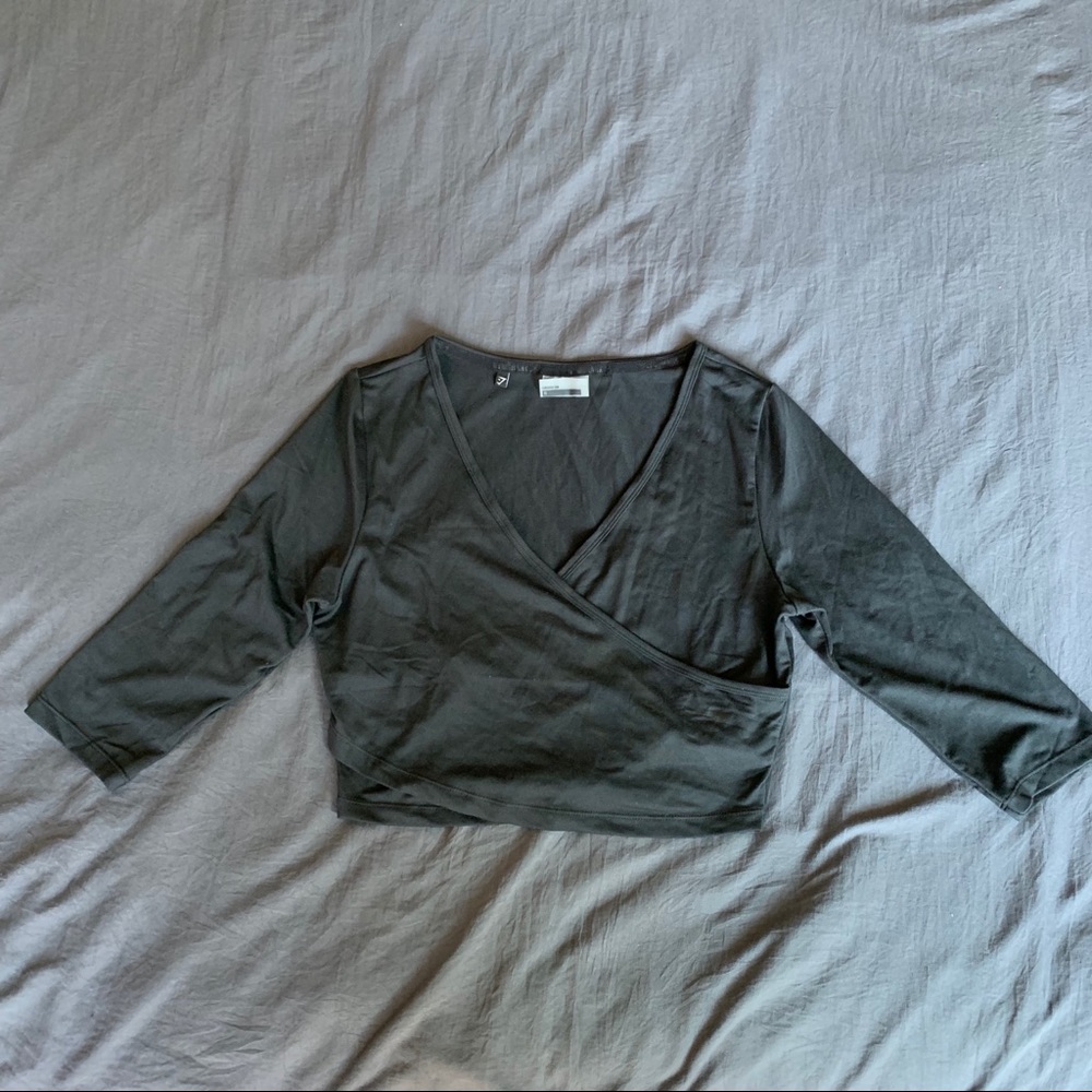 NWOT Gymshark ballet crop top
